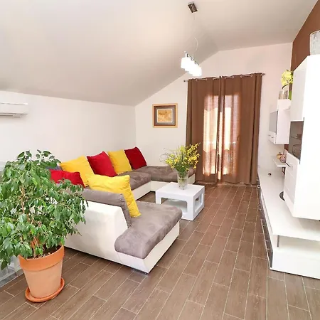 Mila By Interhome *